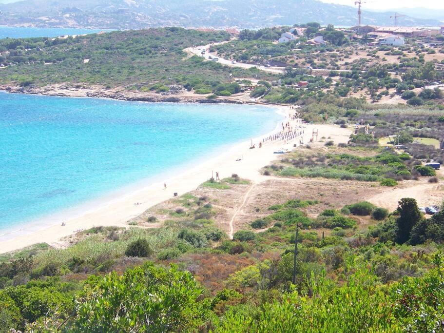Appartamento Incantevole Con Piscina Palau Bagian luar foto